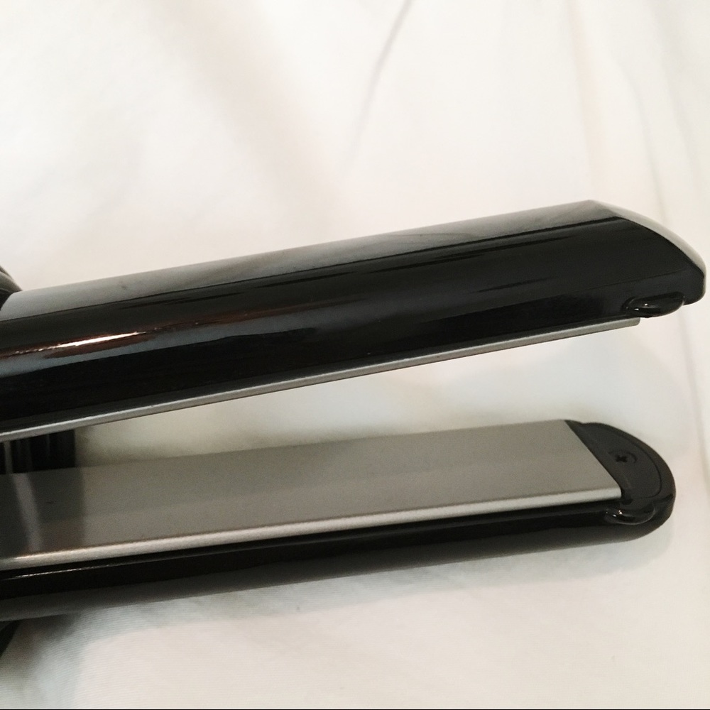 [conair] [infiniti pro hair straightener]